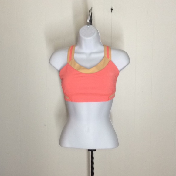 Lululemon bra size 6